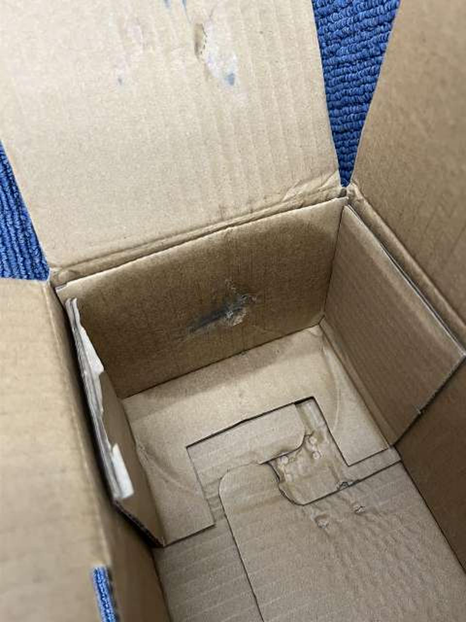 油シミあります。