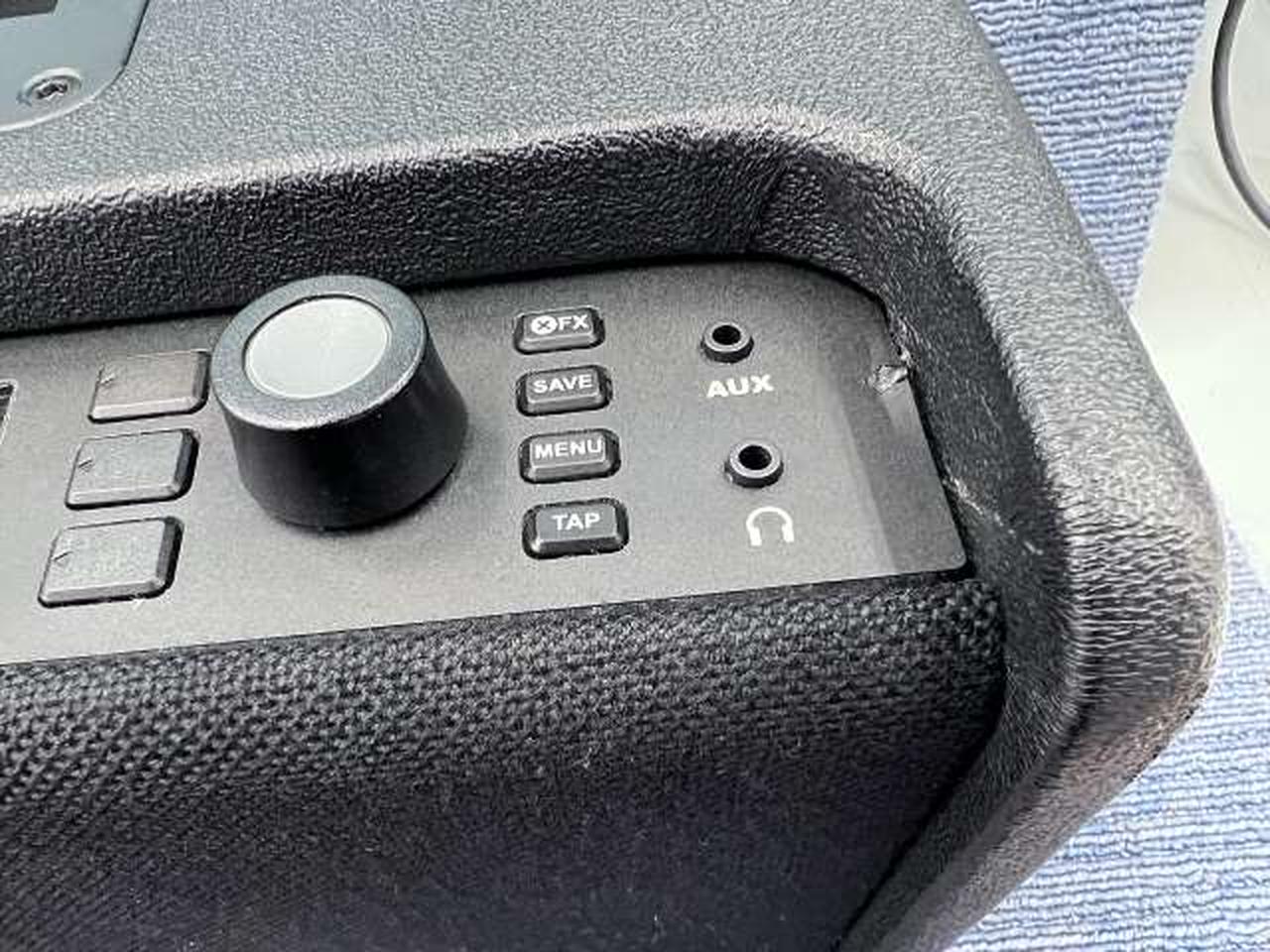 キズあります。