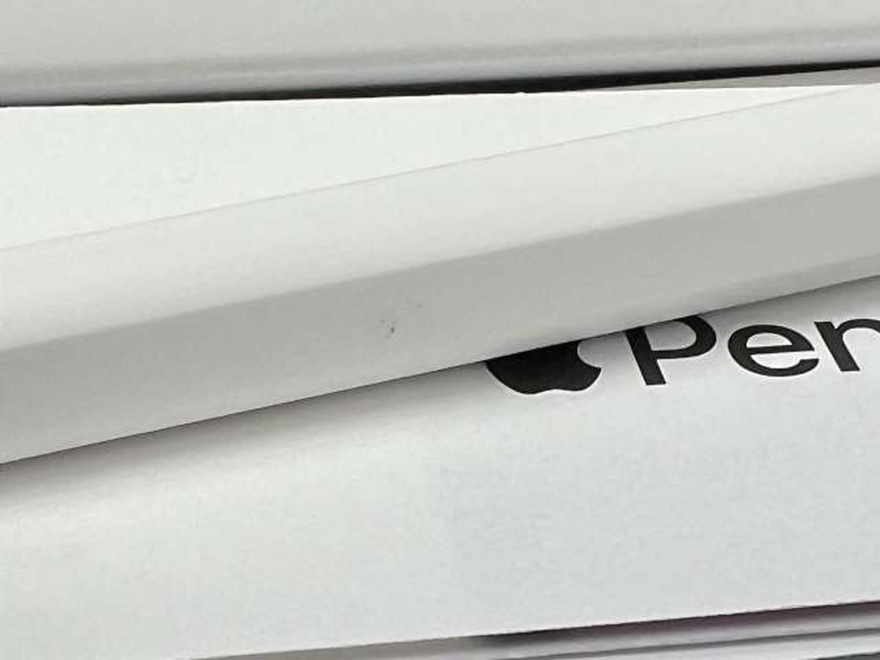 汚れ等使用感あります。