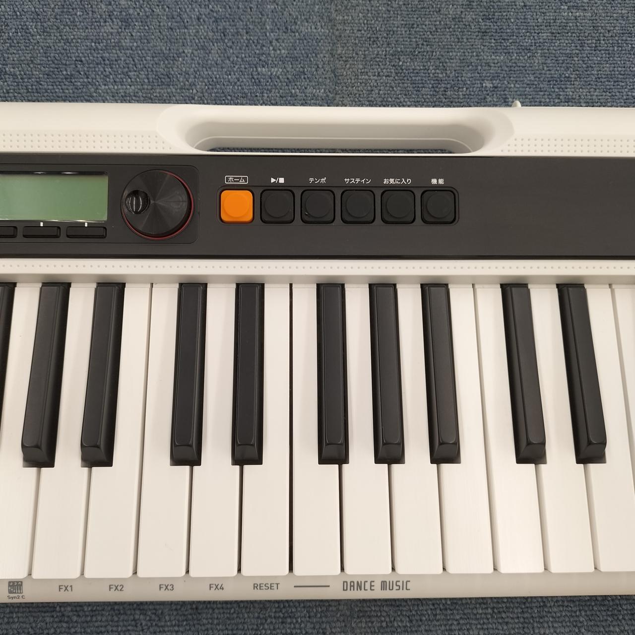 CASIO CT-S200WE 電子キーボード 中古 カシオ ピアノ CASIO CT-S200WE 電子キーボード 中古 カシオ ピアノ
