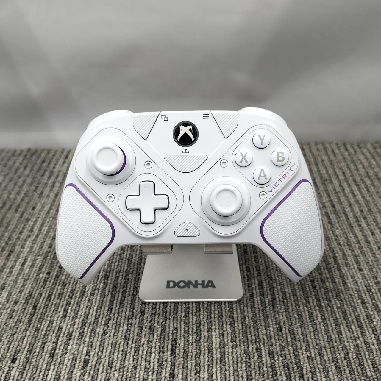 VICTRIX 型番：049-002-WH XBOXコントローラー 14,454円