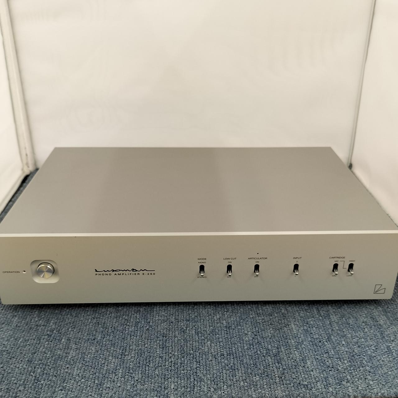 外観美品 通電のみ確認 ジャンク品 LUXMAN E-03 フォノアンプ