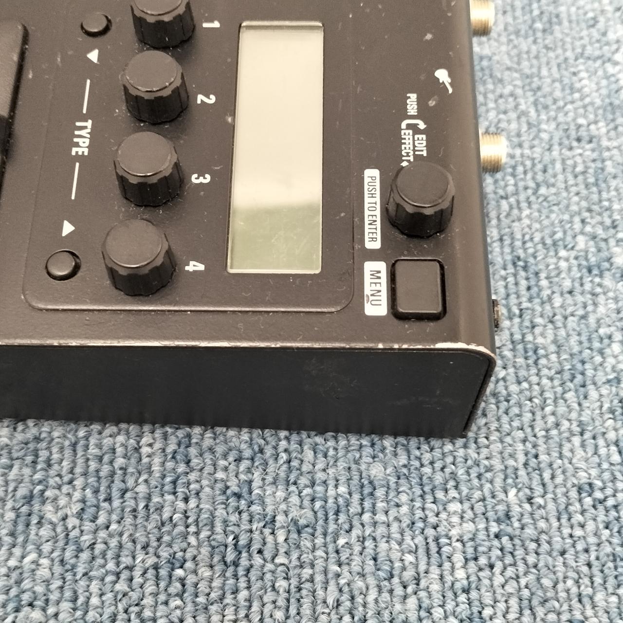 キズがあります。