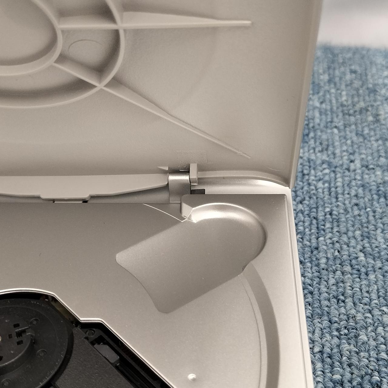 破損してます。