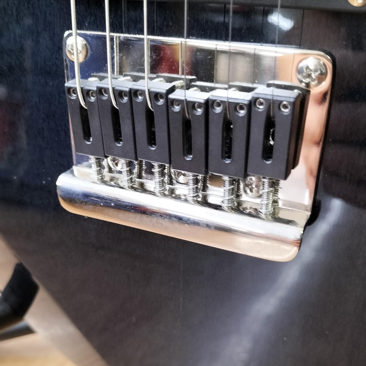 金属パーツに劣化があります。