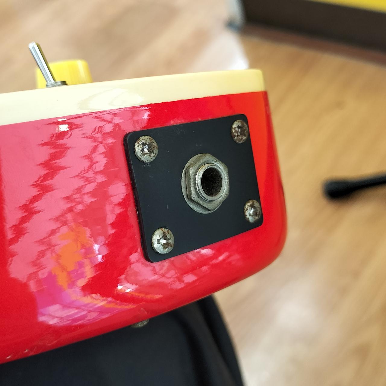 ジャックのネジに劣化あり