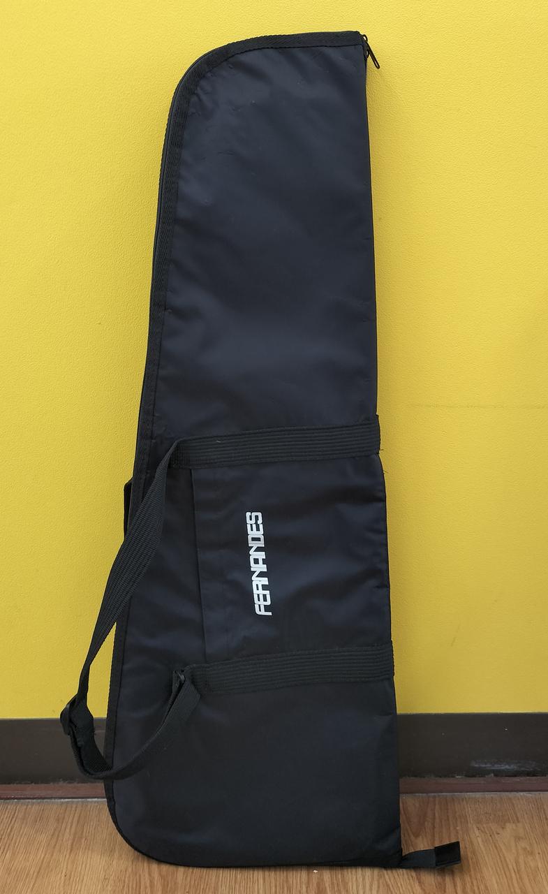 付属品のケースです。