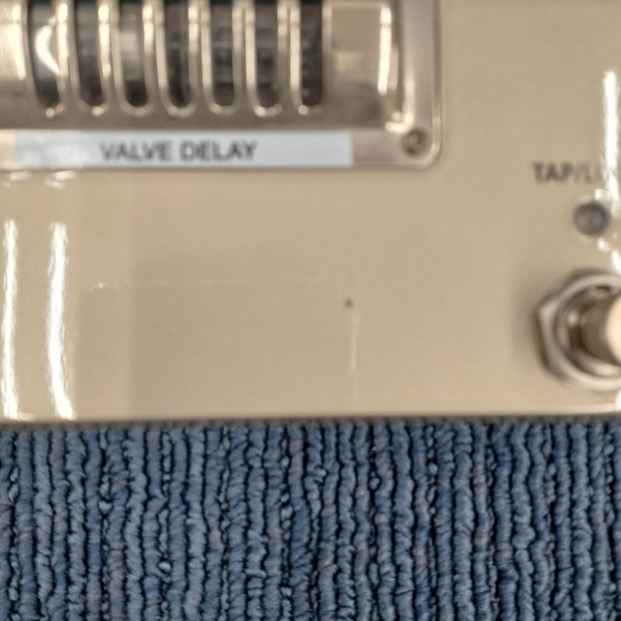 キズあります。