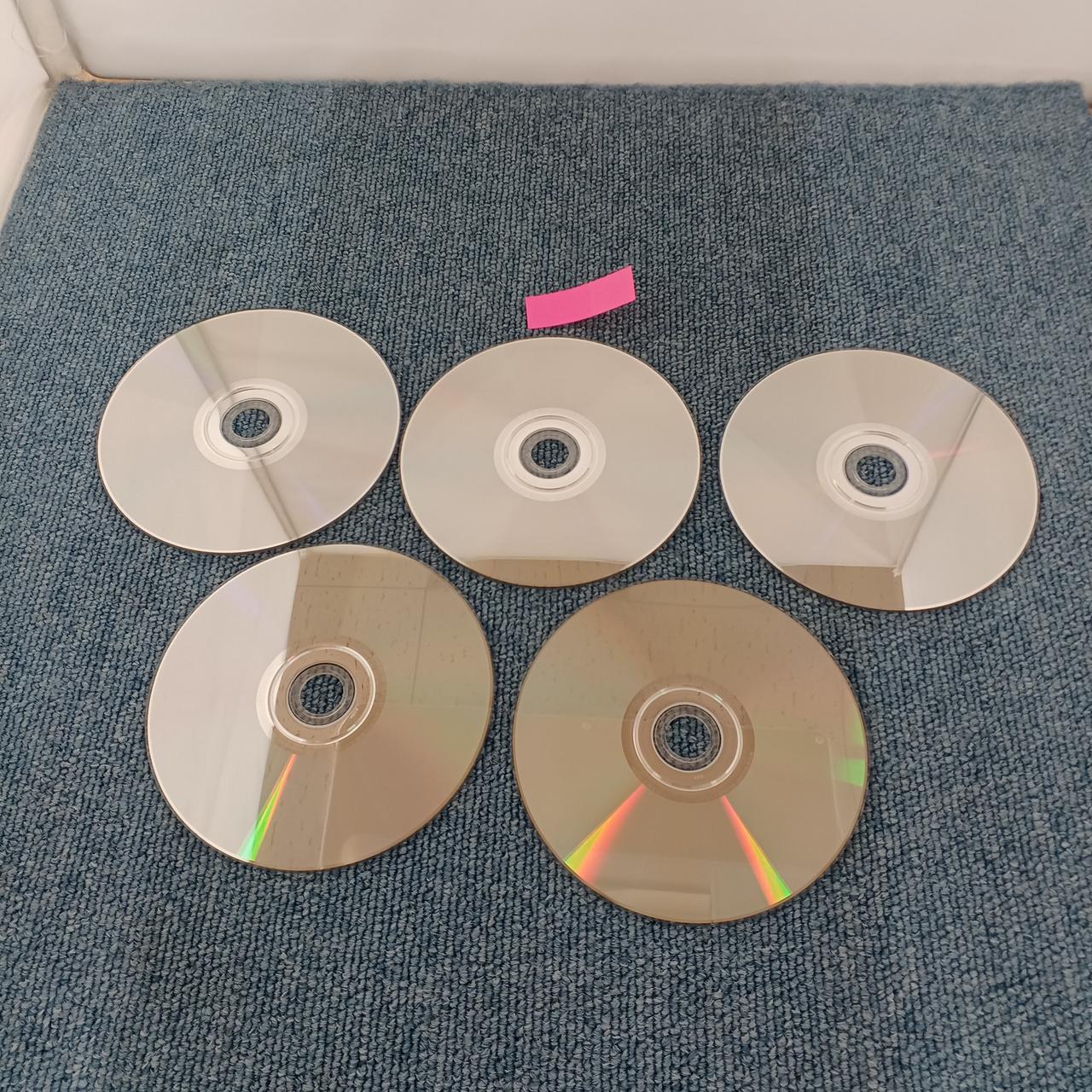 vol2とvol6のディスクにキズあり