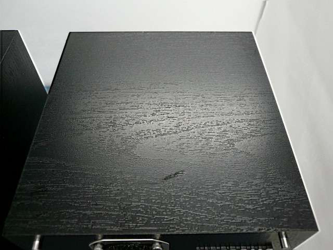 スピーカー1　上面に跡あり