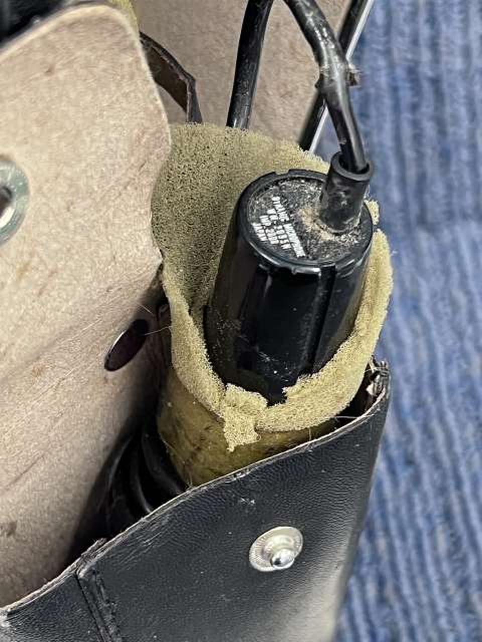 劣化しておりますので、触れておりません。