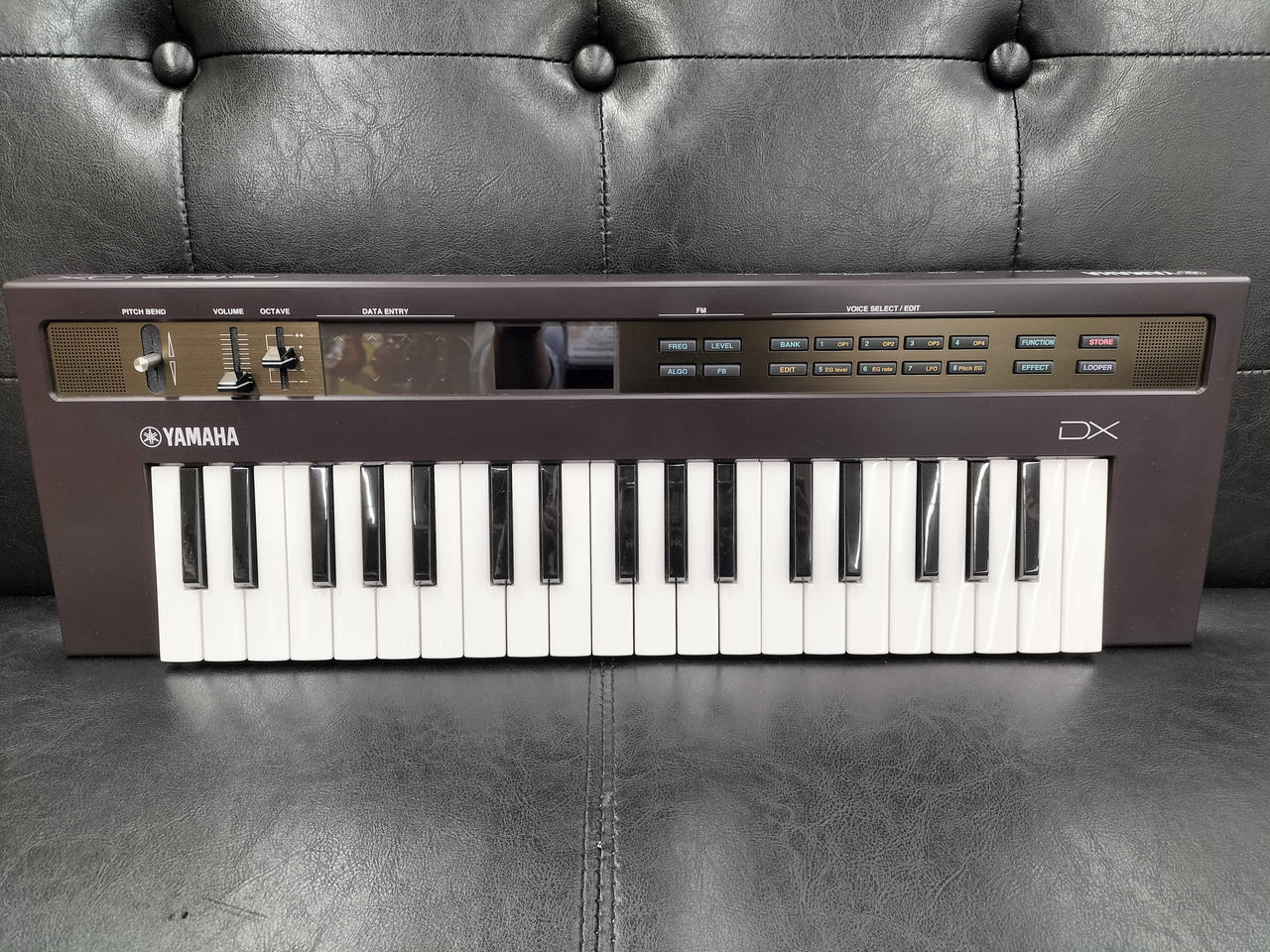 YAMAHA reface dx 未使用品 YAMAHA reface DX シンセサイザー 37鍵盤モバイルシンセサイザー