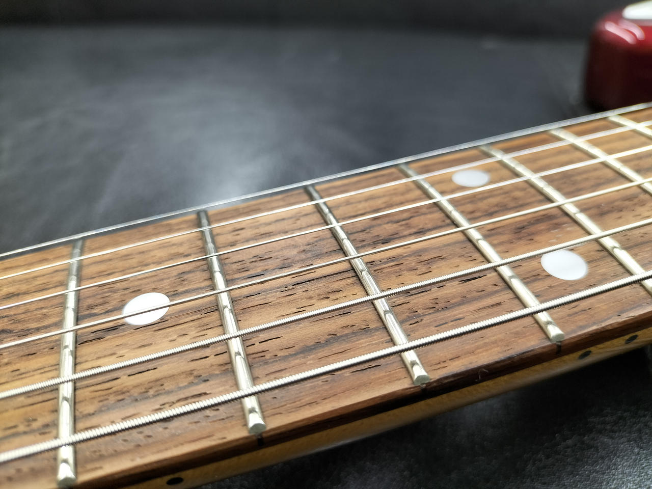 Fender Japan MG69MH CAR 換え弦付き Fender Japan MG69MH CAR 換え弦付き Fender Japan MG69MH CAR