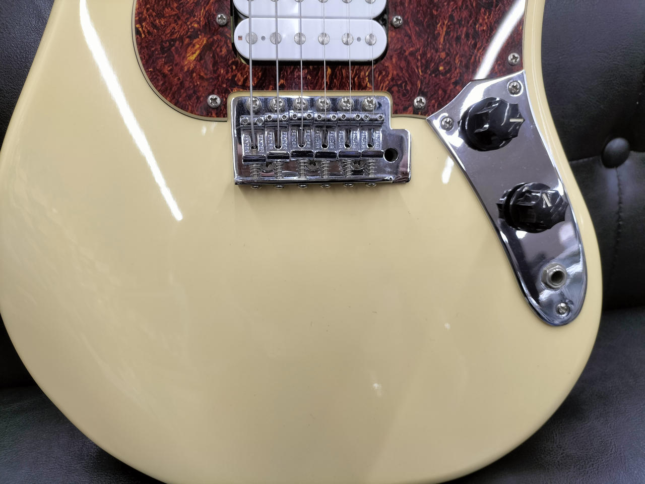 激安！！スクワイアーFSRサイクロン 楽天市場】【中古】SQUIER / FSR Cyclone CAR 【新宿店