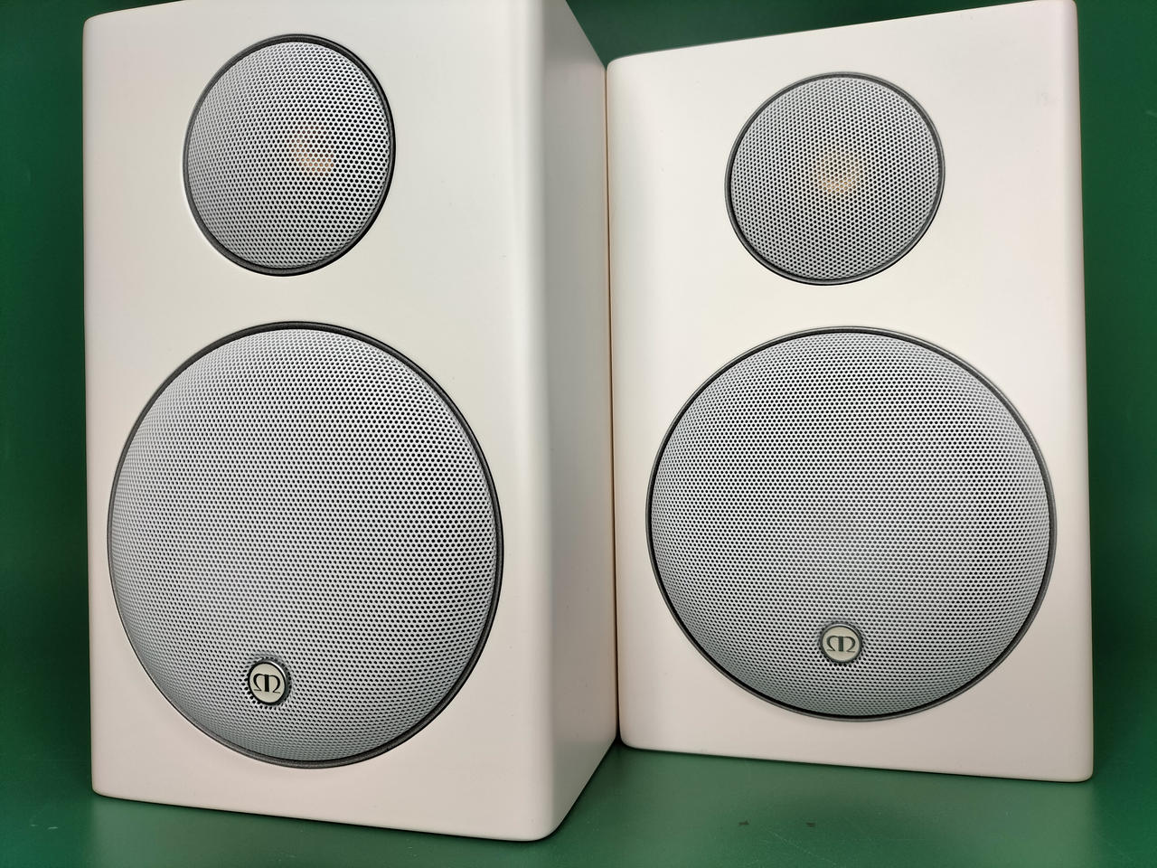 スピーカー・ウーファー MONITOR AUDIO / RADIUS 90 Monitor Audio Radius 90 (Walnut) Bookshelf speakers at