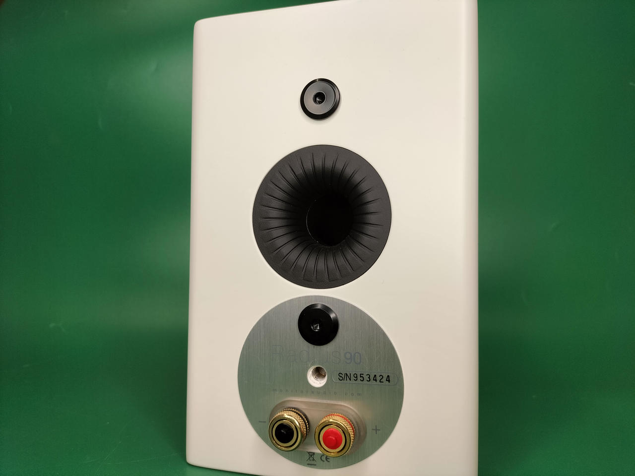 【美品】 Monitor Audio Radius90 スピーカー ペア モニターオーディオ Radius Series 90 [ブラック ペア] 価格比較