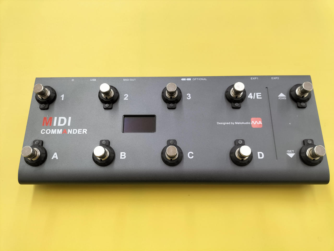 美品！Melo audio midi commander フットスイッチ コンパクト軽量・低価格で扱いやすいMIDIフットコントローラー