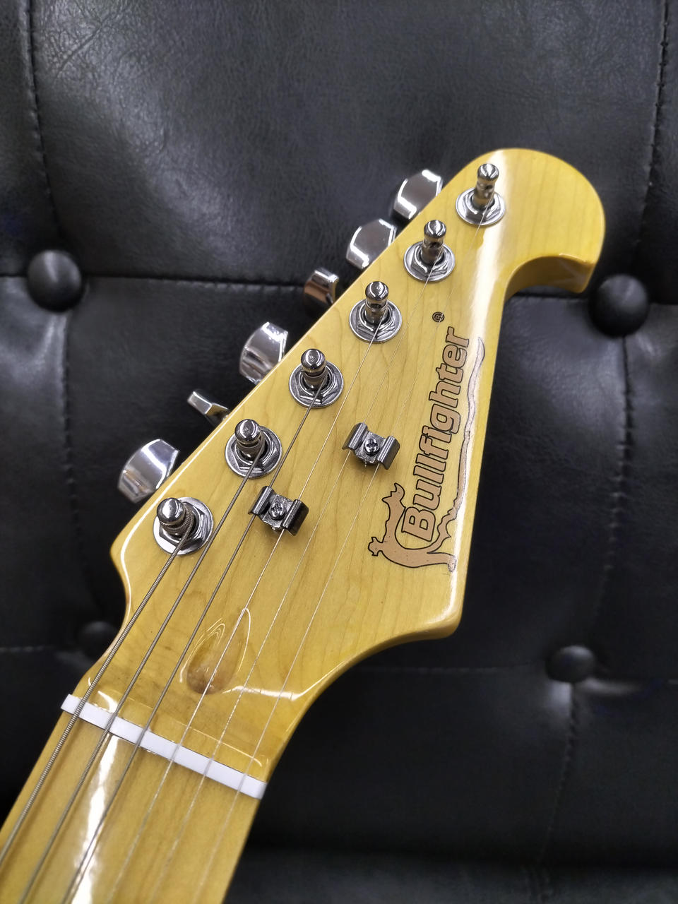 ☆Bullfighter 34インチエレキギターD120-R ＋おまけ　中古美品 BULLFIGHTER|エレキギター|HARDOFFオフモール（オフモ）|2010940000110763