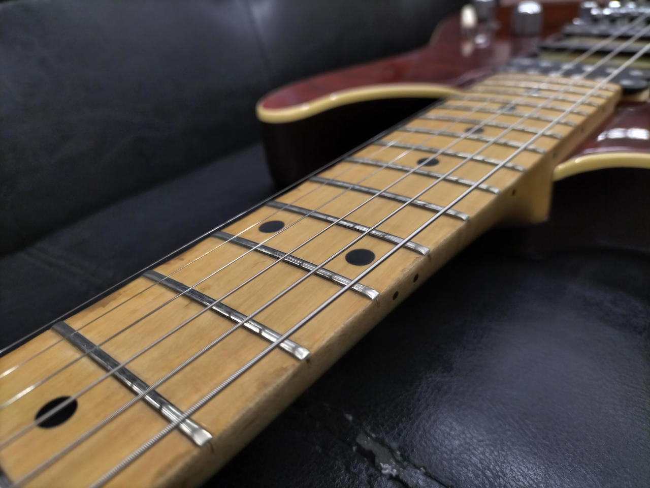 SCHECTER|NV-3-22 RED|【ハードオフ公式通販】オフモール|2010940000104815