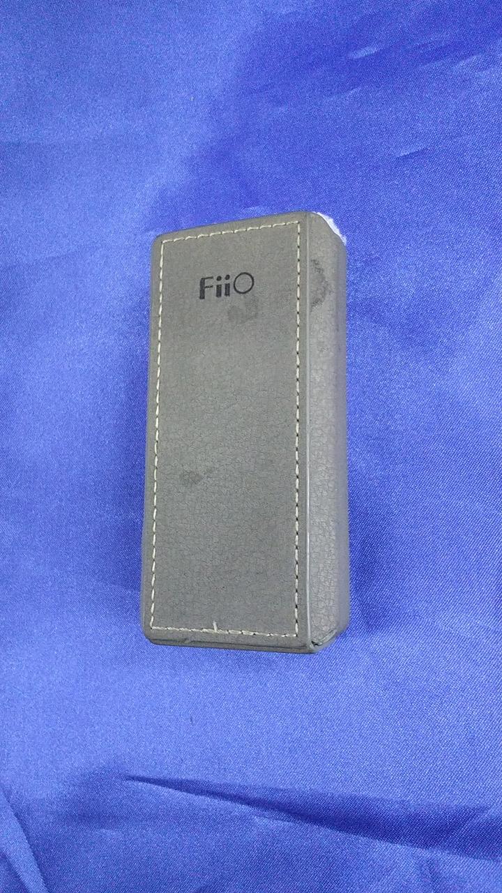 ケースにヨゴレあり