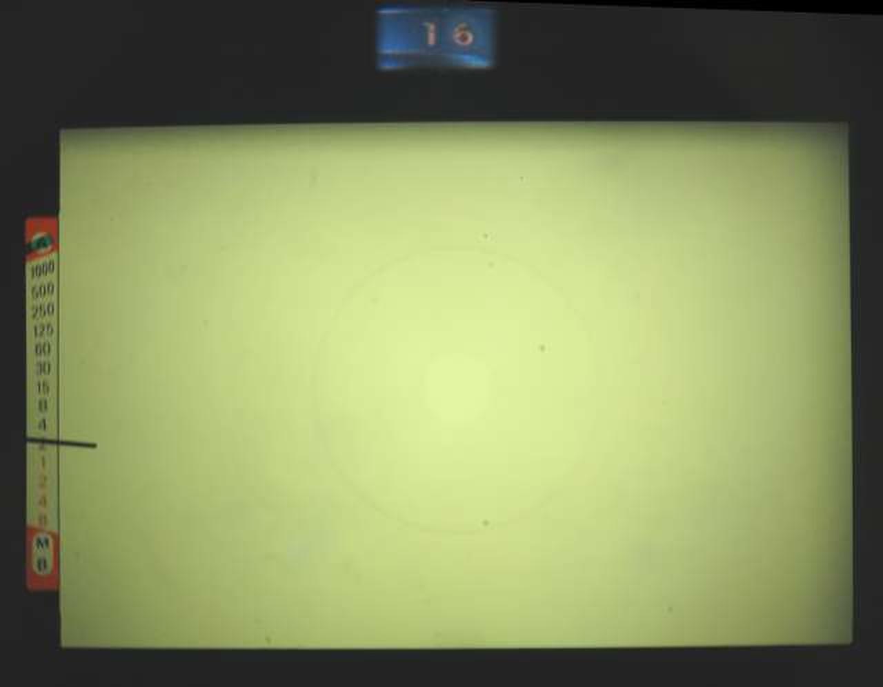 ファインダーホコリあり