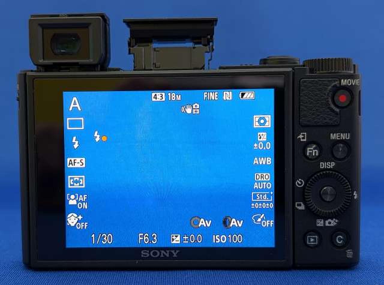 ソニー(SONY)|コンパクトデジタルカメラ+アクセサリキット