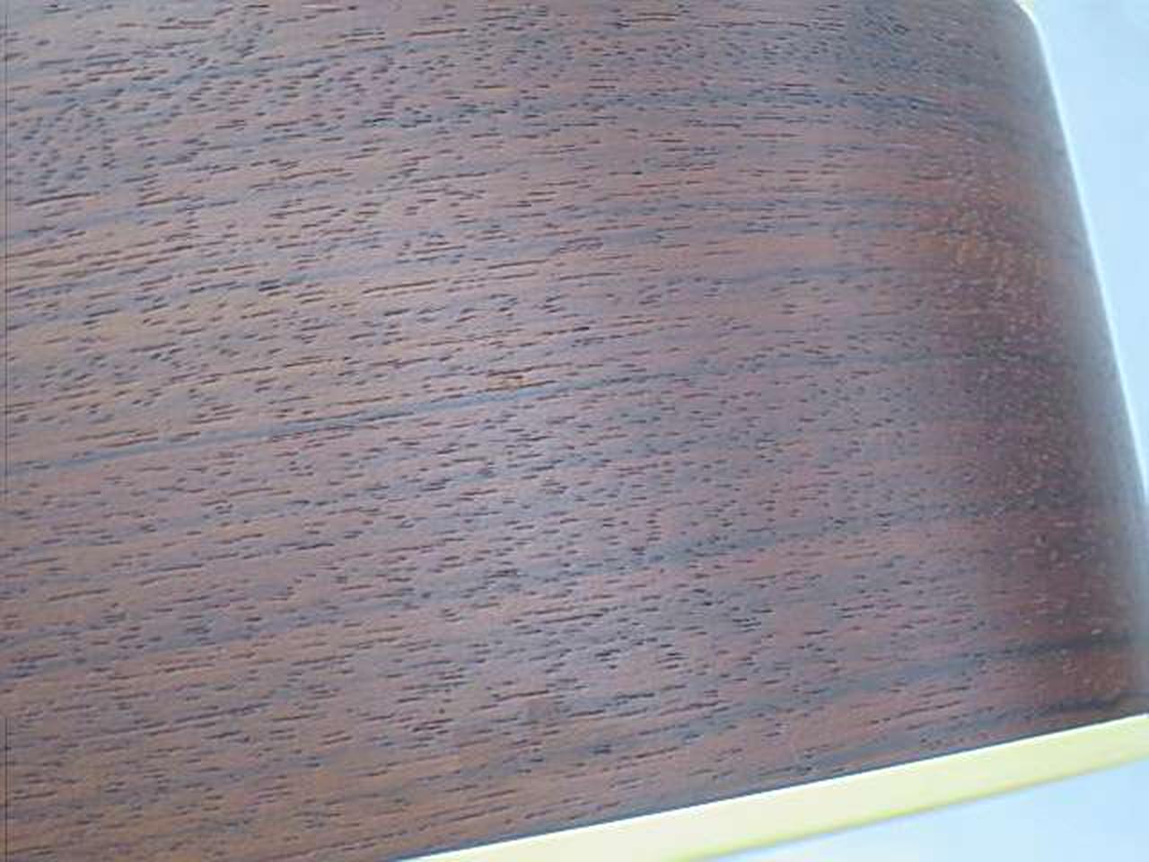 小さな打痕あり