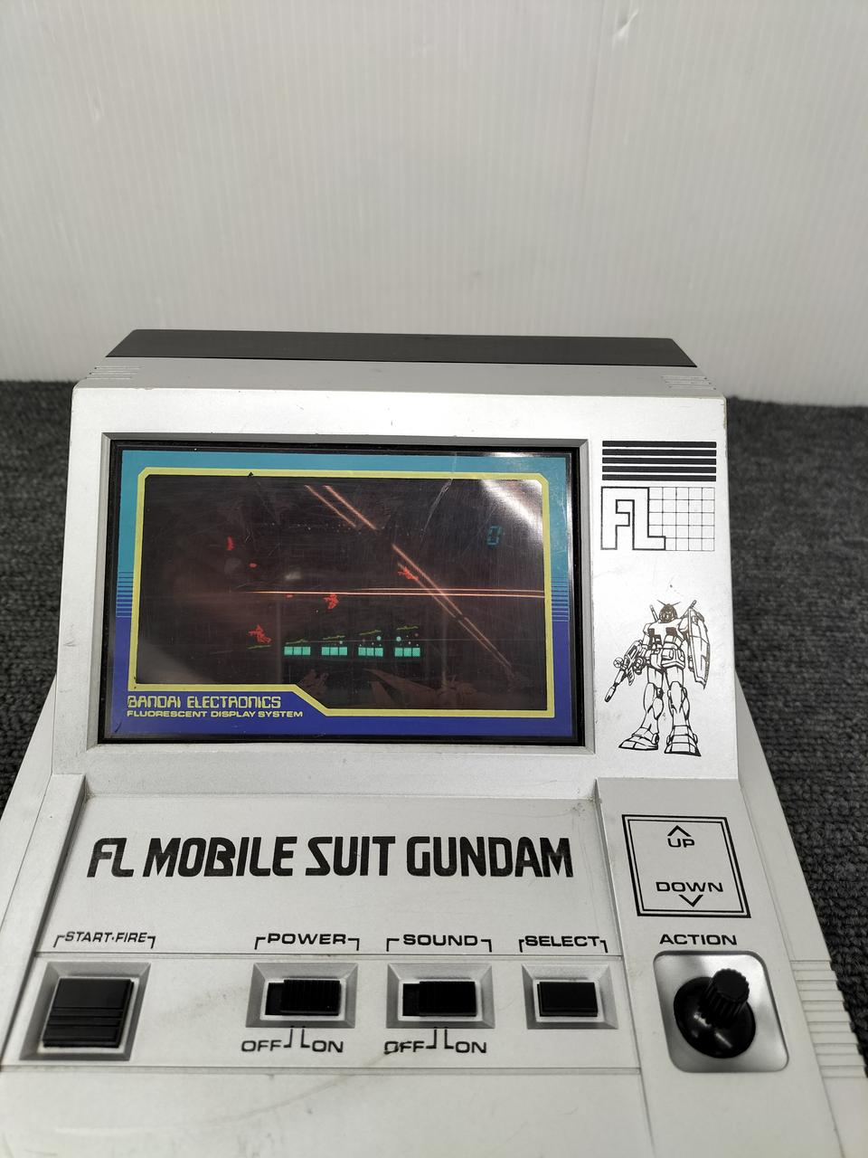 バンダイ　機動戦士ガンダム　ゲーム機 BANNDAI|ゲーム機|【ハードオフ公式通販】オフモール|2010980000027224