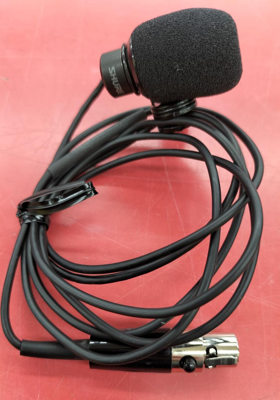 SHURE ワイヤレスマイクセット　SVX4 SVX1 PGA31 の3点セット SHURE ワイヤレスマイクセット SVX4 SVX1 PGA31 の3点セット