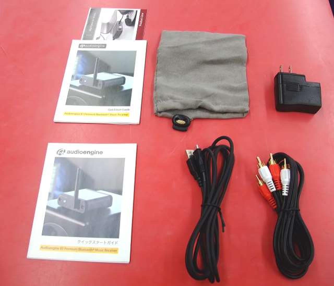 付属品は写真に掲載しているもののみです。