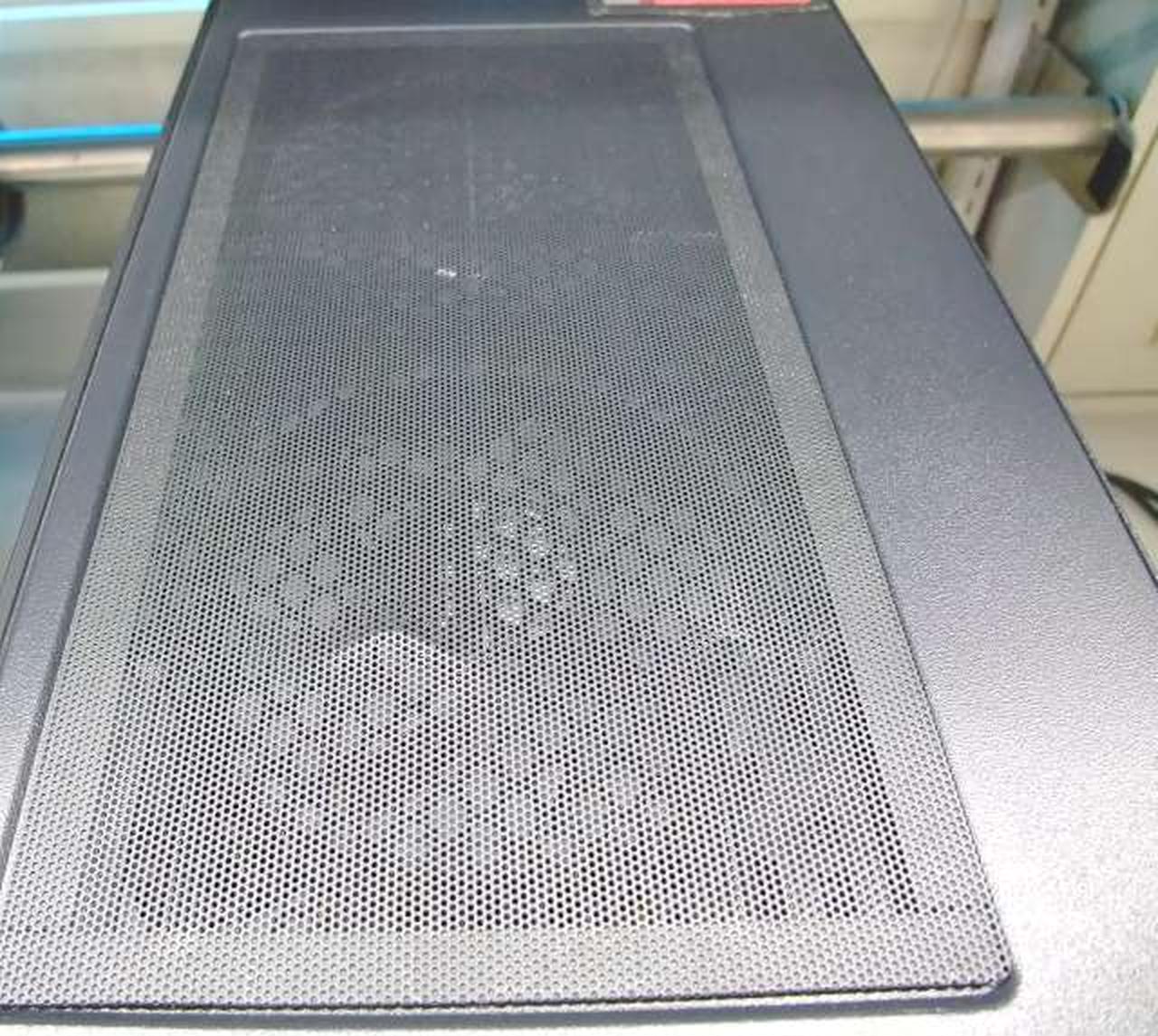 中央部キズあり