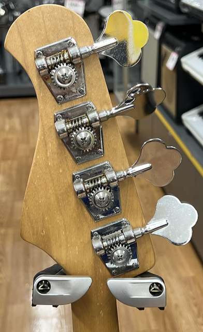 【10982】Bacchus WJB-330R ジャズベース タイプ ホワイト 10982】Bacchus WJB-330R ジャズベース タイプ ホワイト WJB-330R SW