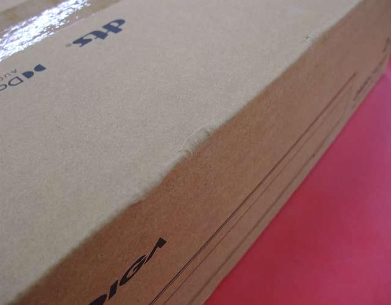 箱少し傷みあり