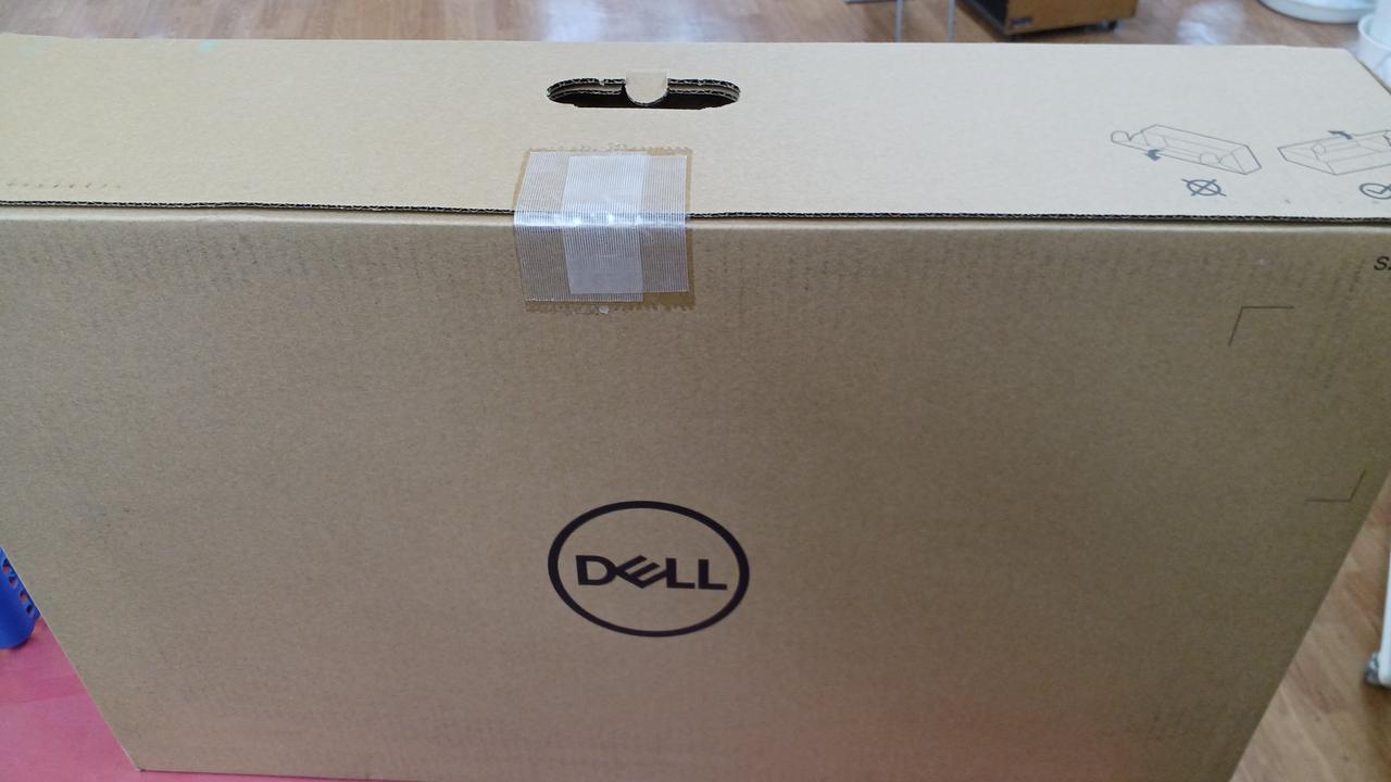 外箱には
多少傷みがあります