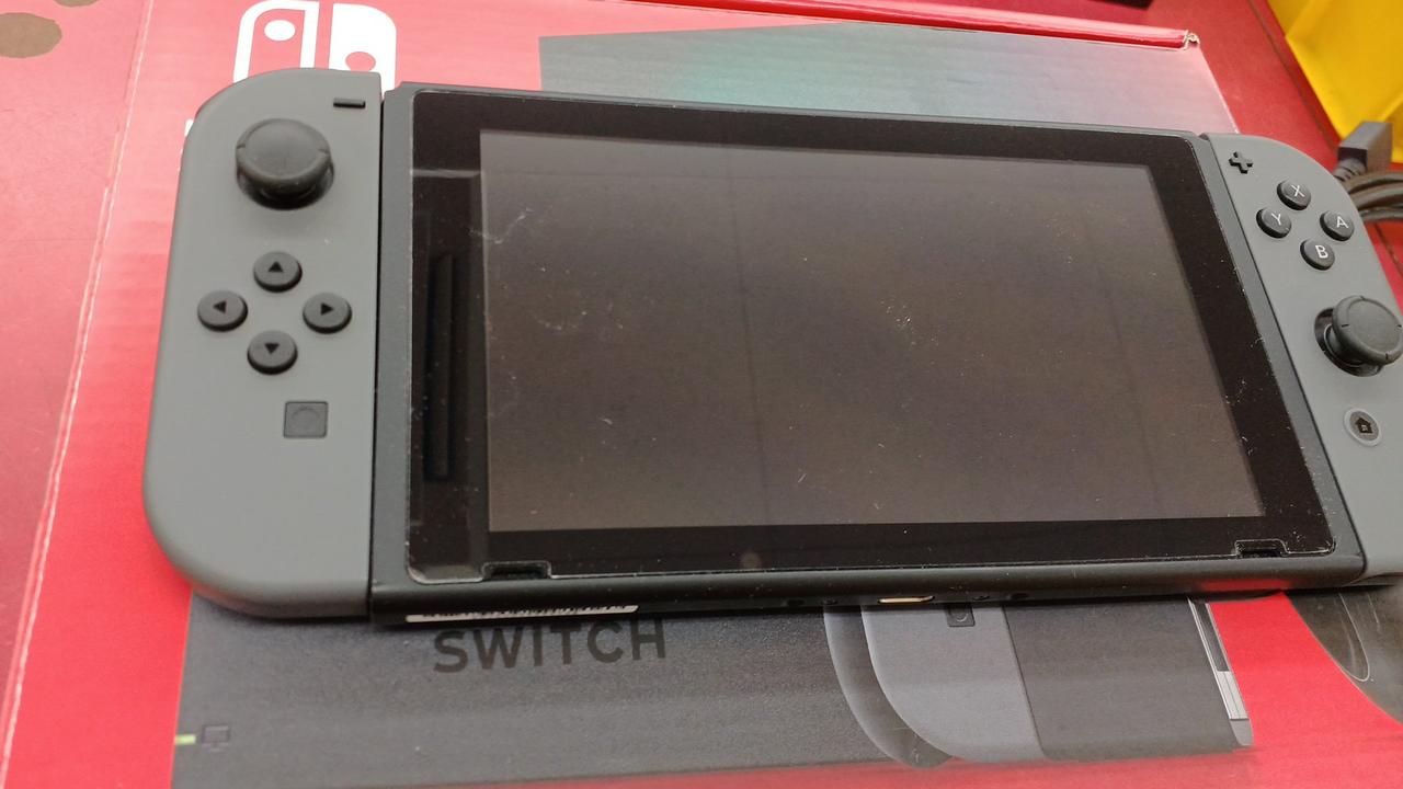 画面保護フィルター貼付