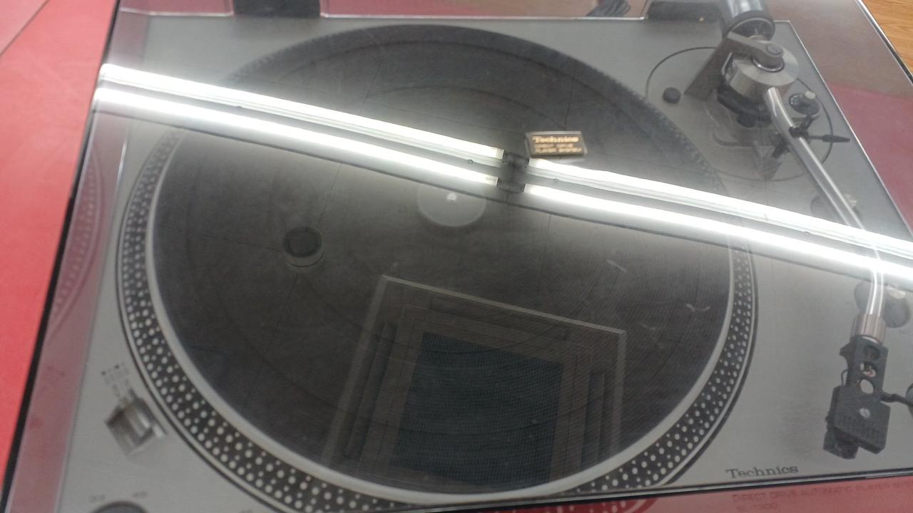 スリキズ・クスミ
あります