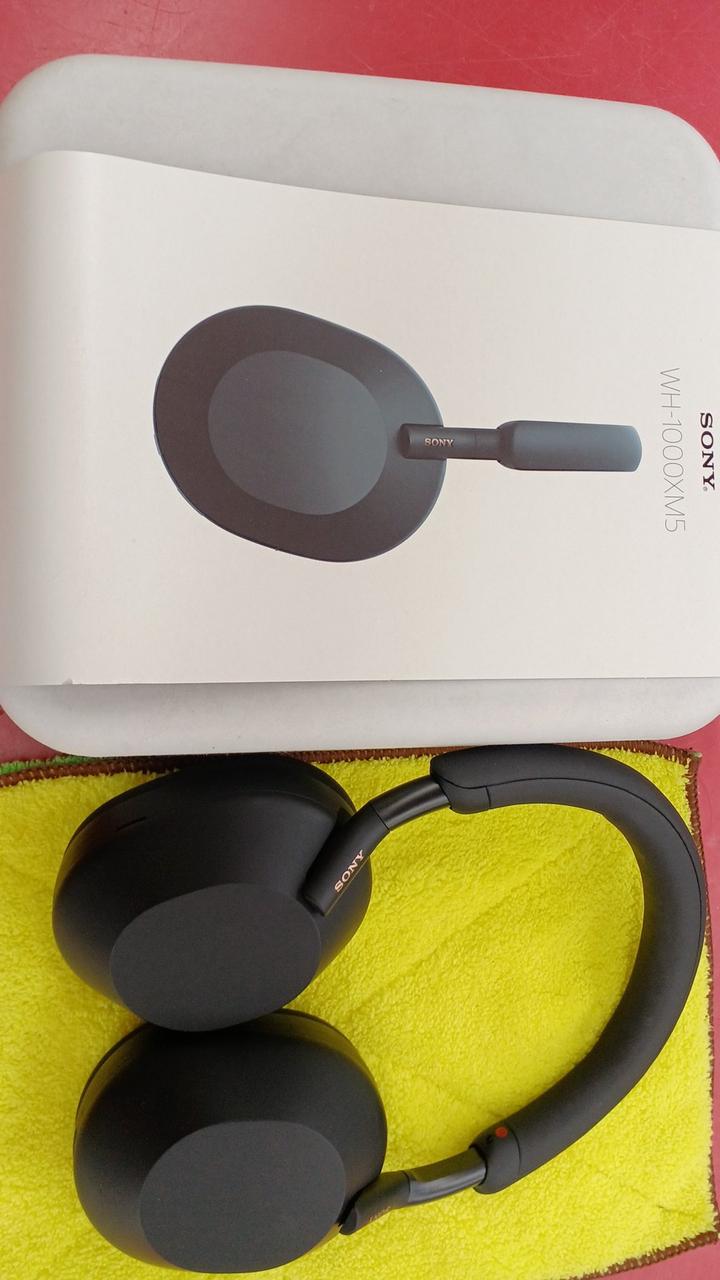 現状渡しの中古品です
小キズあります