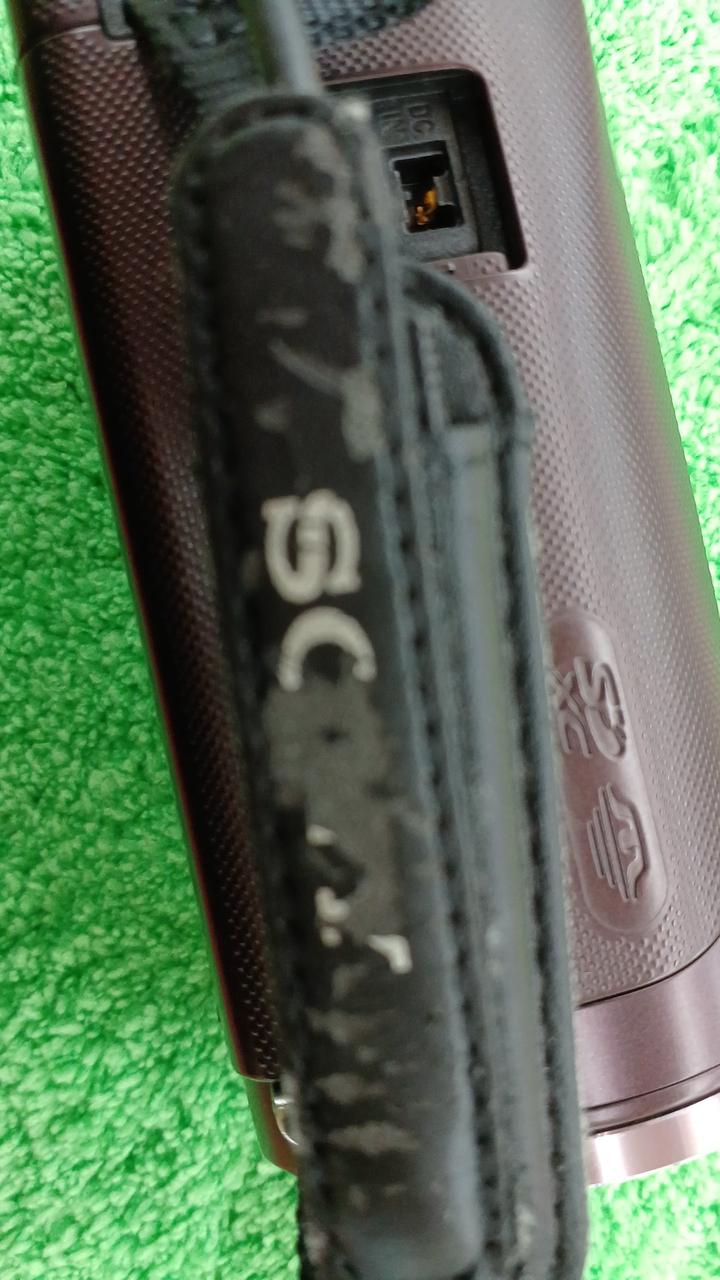 グリップは
ポロポロと
劣化しています