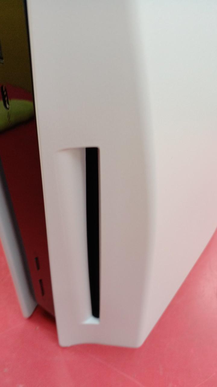 ディスクドライブ搭載モデル