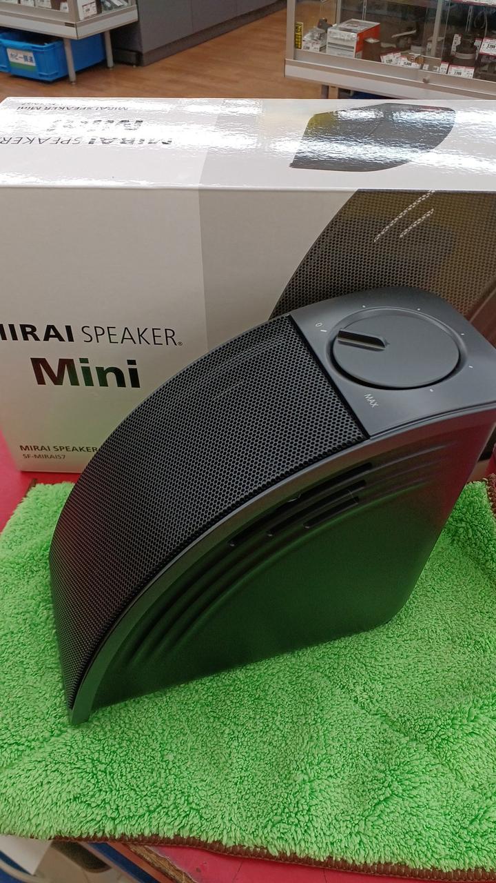 現状渡しの
中古品です