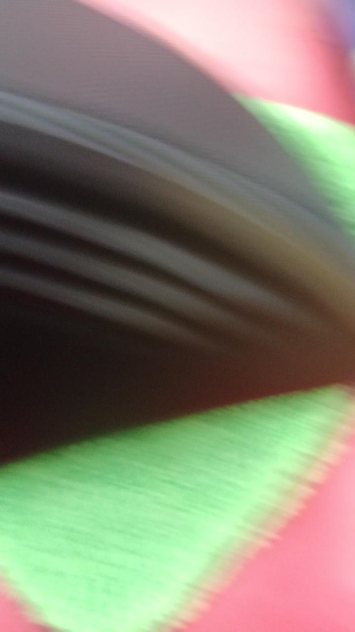 ややチリの付着あります