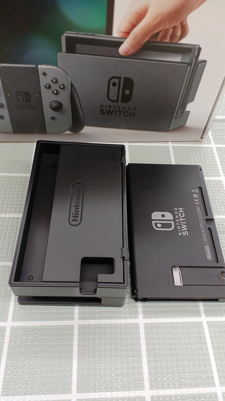 裏側　スタンド
欠損しています