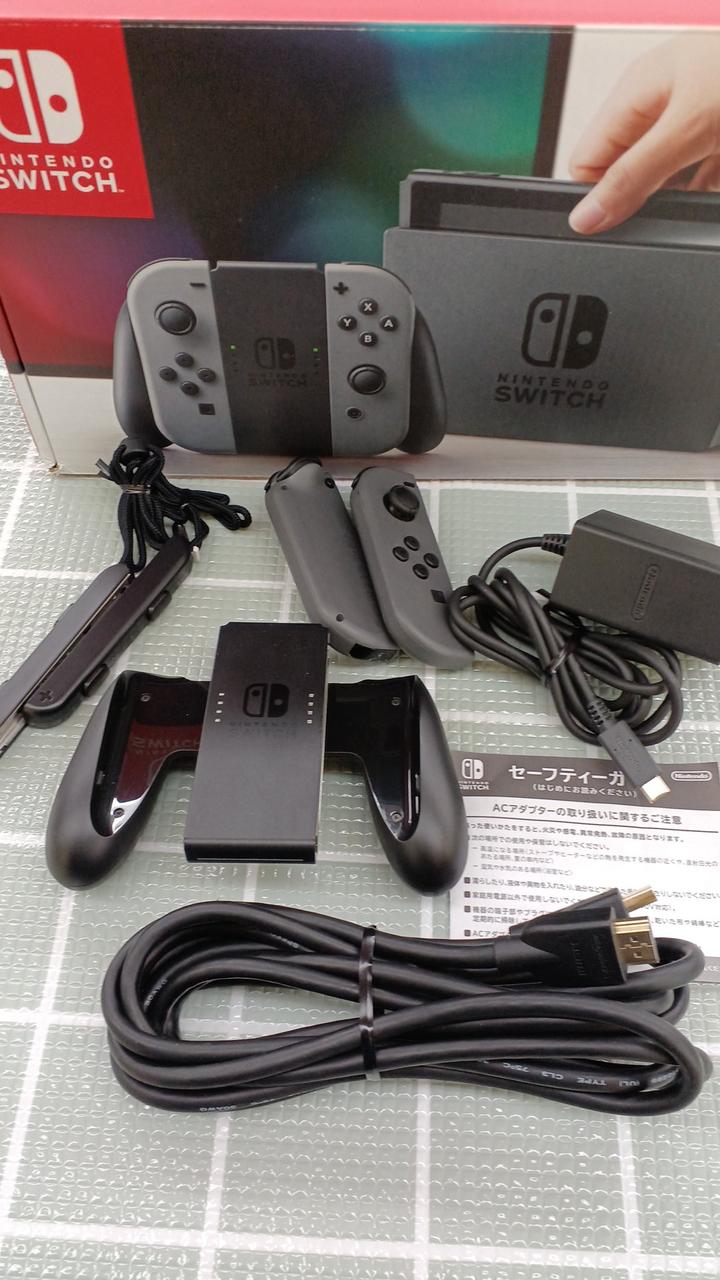 その他付属品は
こんな感じです。