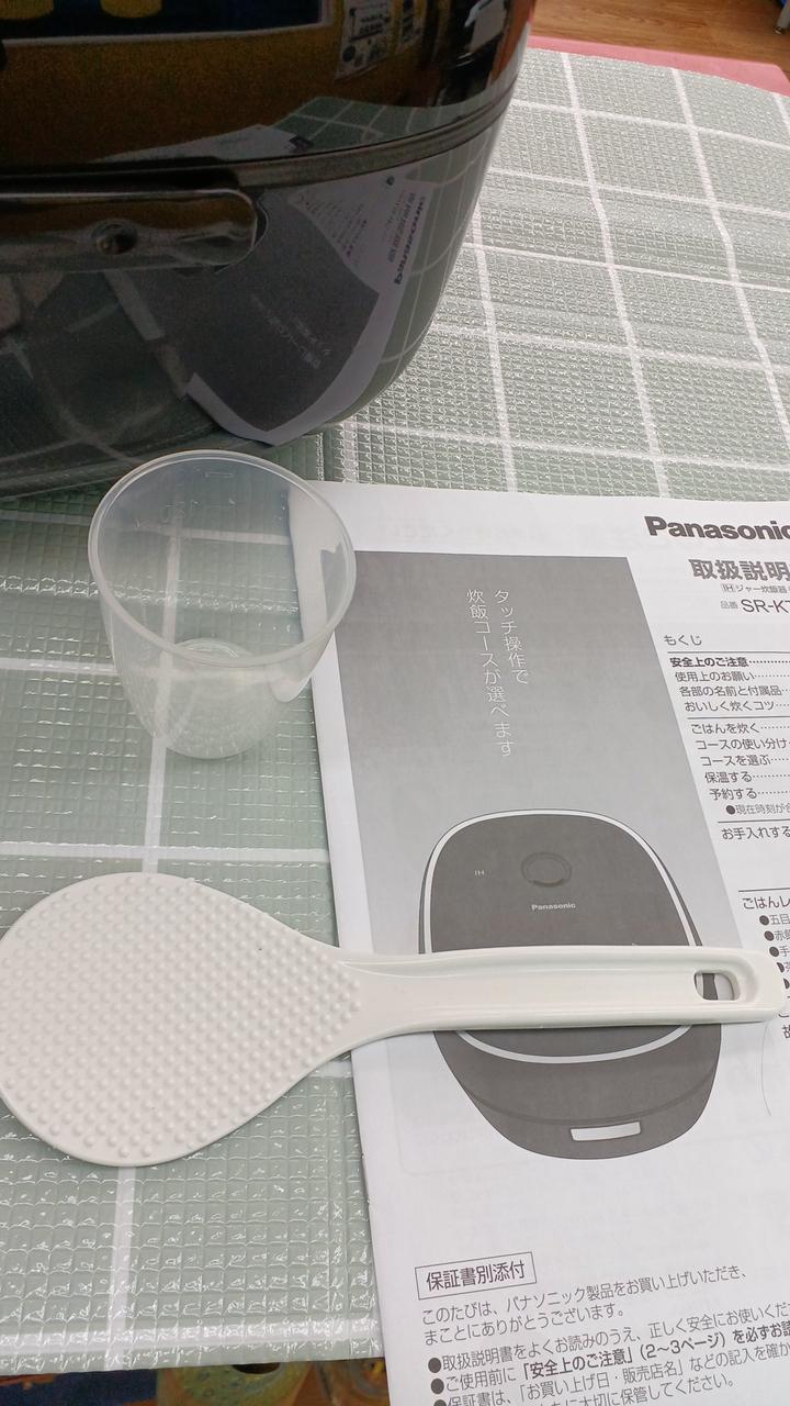 付属品はこんな感じです。