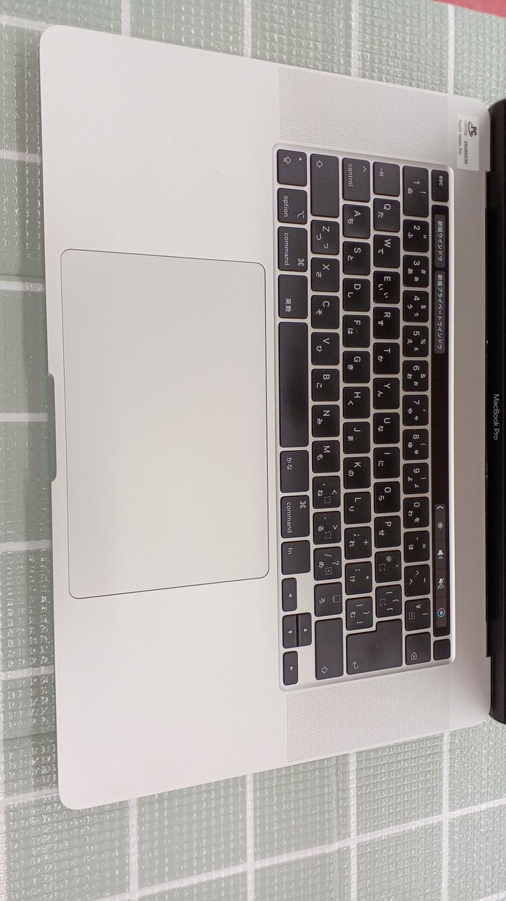 キーにテカリが
多少あります