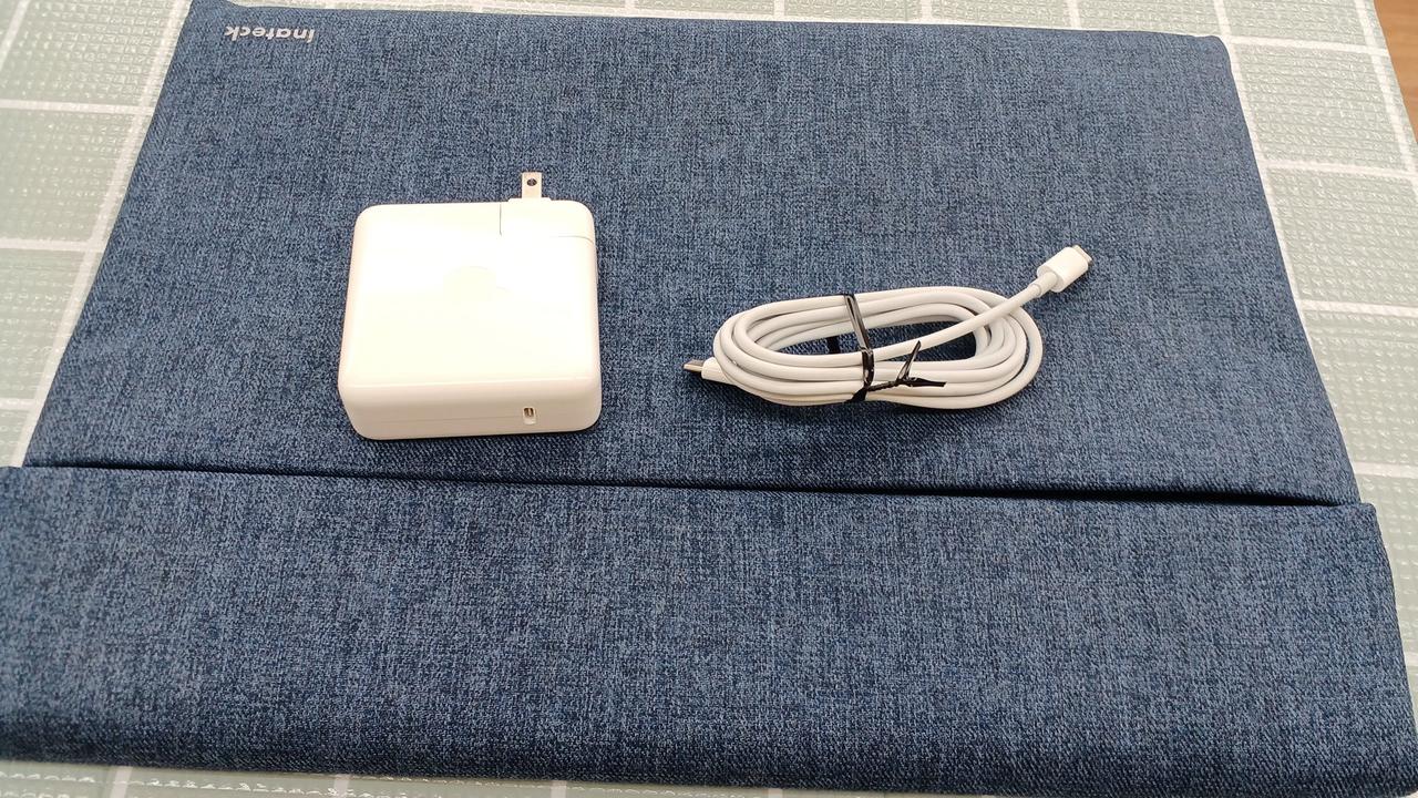 付属品はこんな感じです。