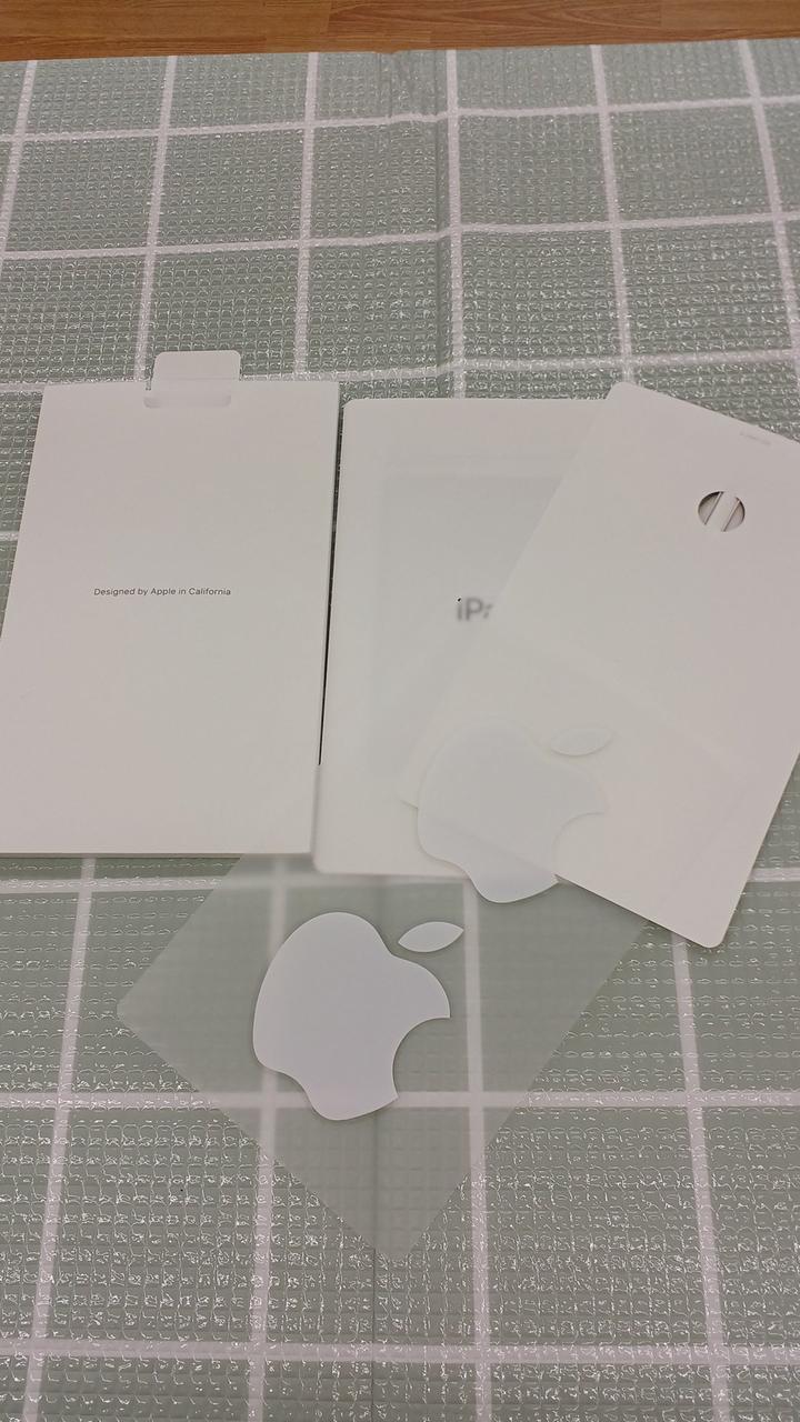 付属品はこんな感じです。
(箱無し)