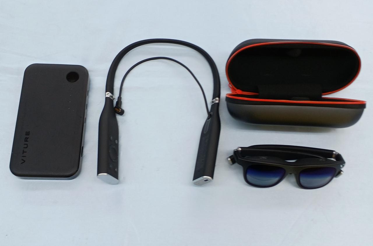 グラス,ネックバンド,モバイルドック