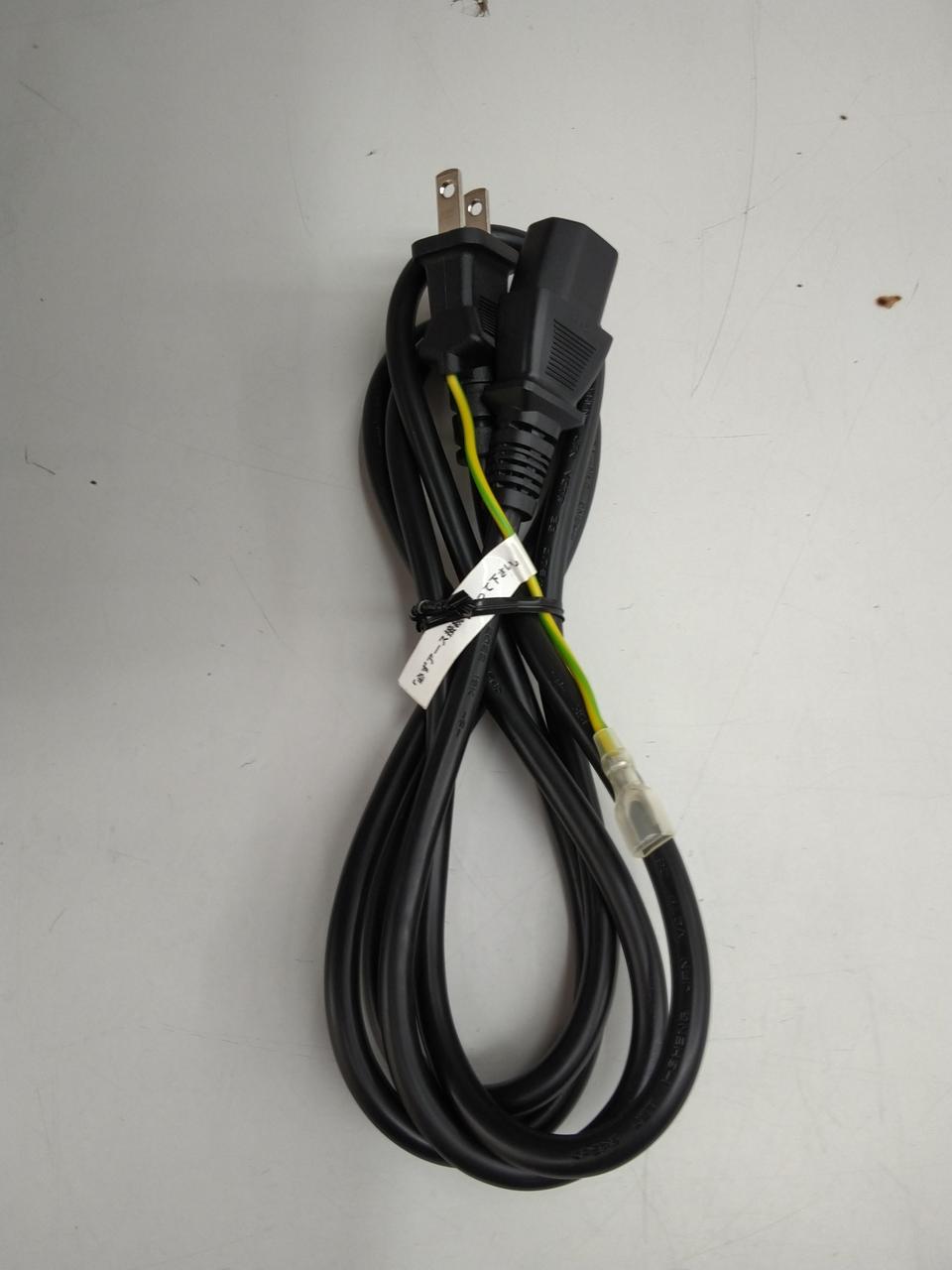 ケーブル付属です