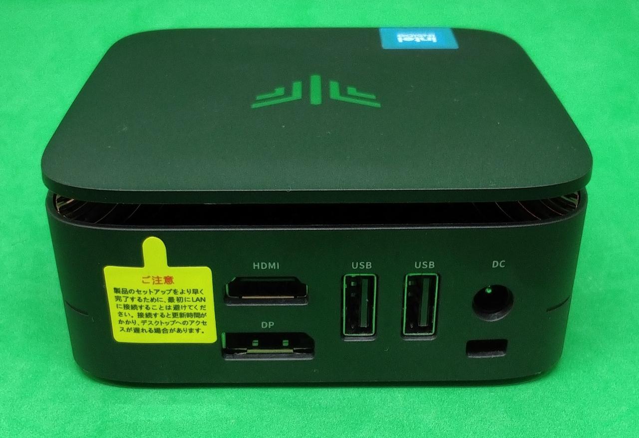 本体背面と端子です。